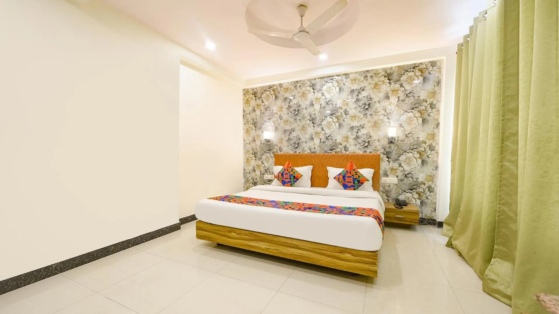 *** Hotel Fabhotel Angel Green Residency Gurgaon India
