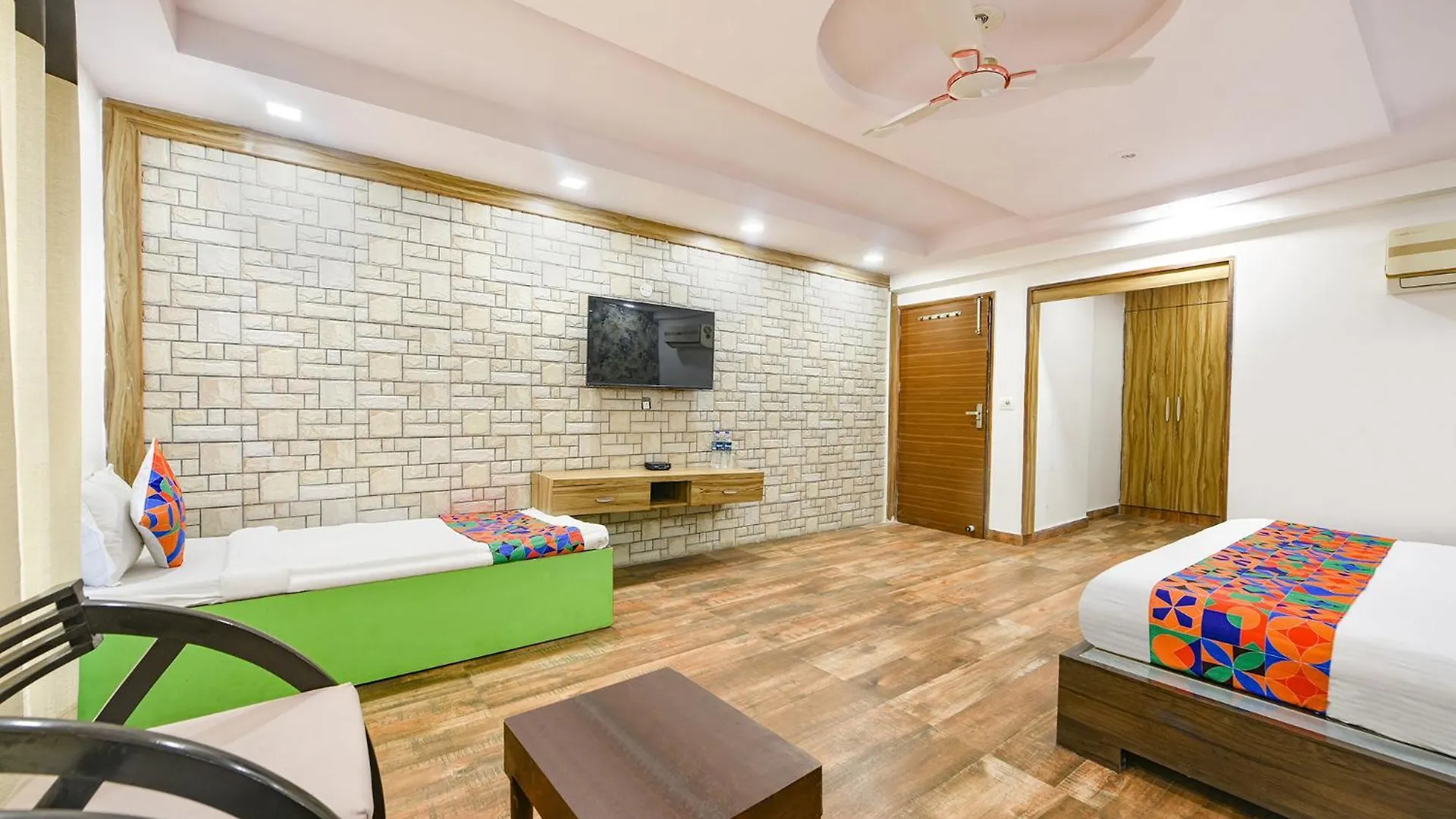 Hotel Fabhotel Angel Green Residency Gurgaon