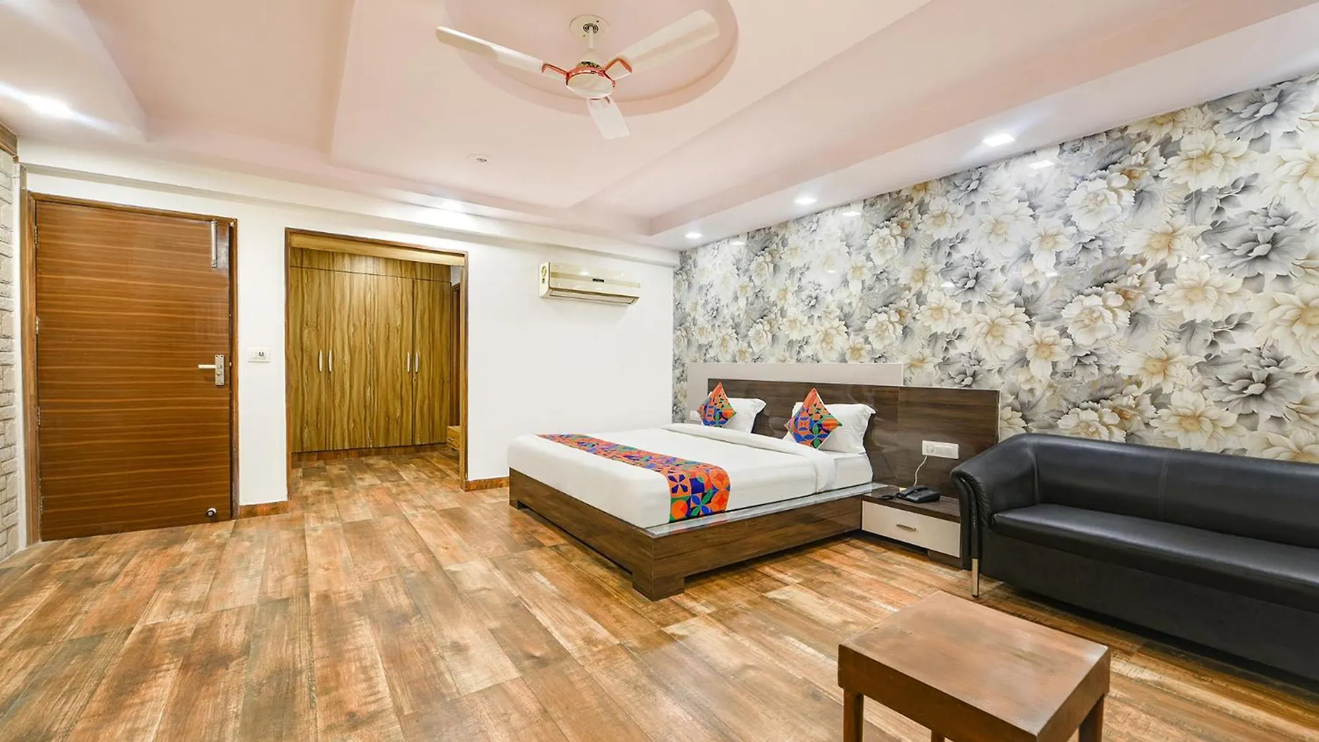 Hotel Fabhotel Angel Green Residency Gurgaon