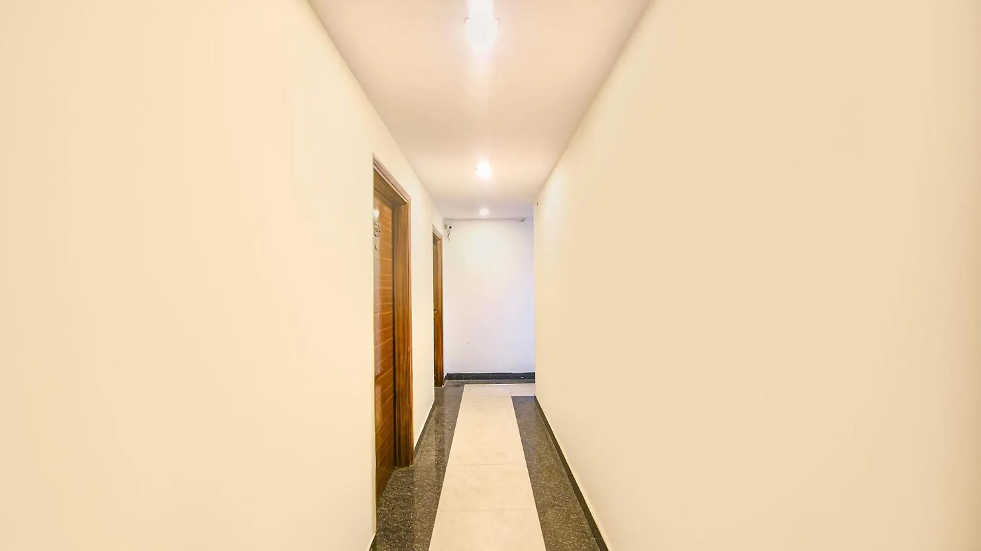 Fabhotel Angel Green Residency Gurgaon Hotel